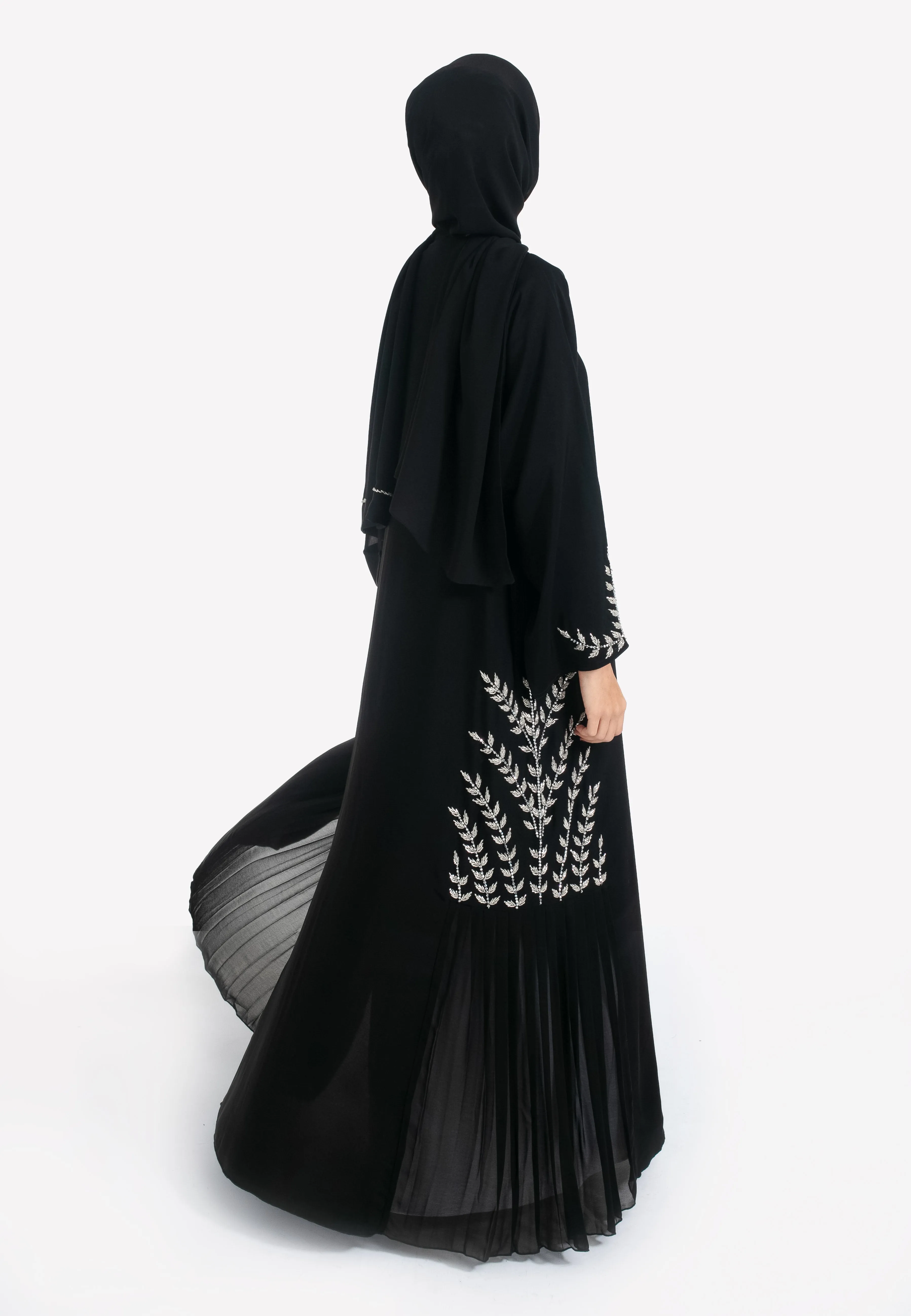 Black Embellished Open Abaya With Pleats