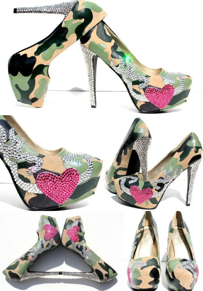 Camouflage Wedding Heels with Heart and Deers