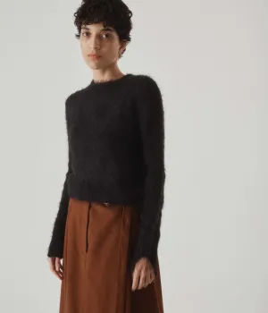CROPPED SWEATER IN BLACK
