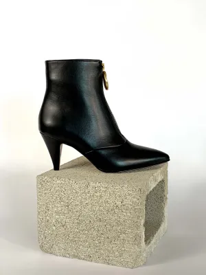 Debbie - Black