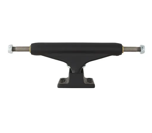 Independent Trucks Stage XI BlackOut