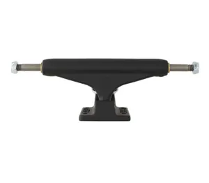 Independent Trucks Stage XI BlackOut