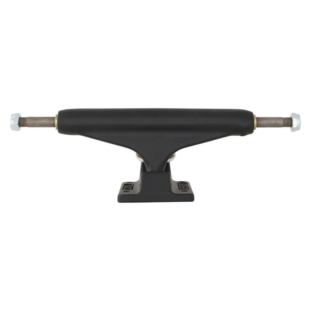 Indy Stage 11 Skateboard Trucks Blackout Standard Black - 139