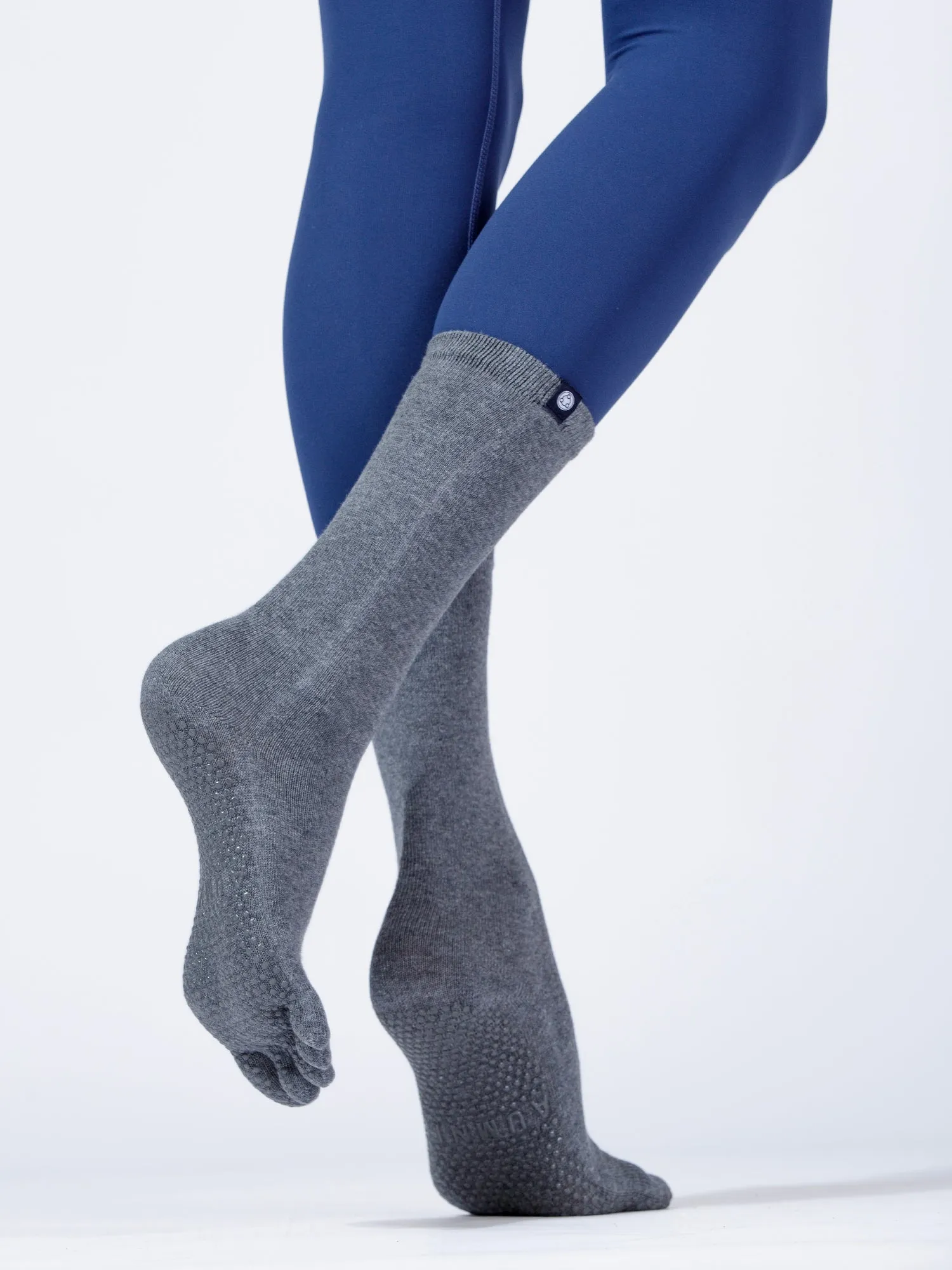 KNEE HIGH FULL TOE YOGA SOCKS, GREY