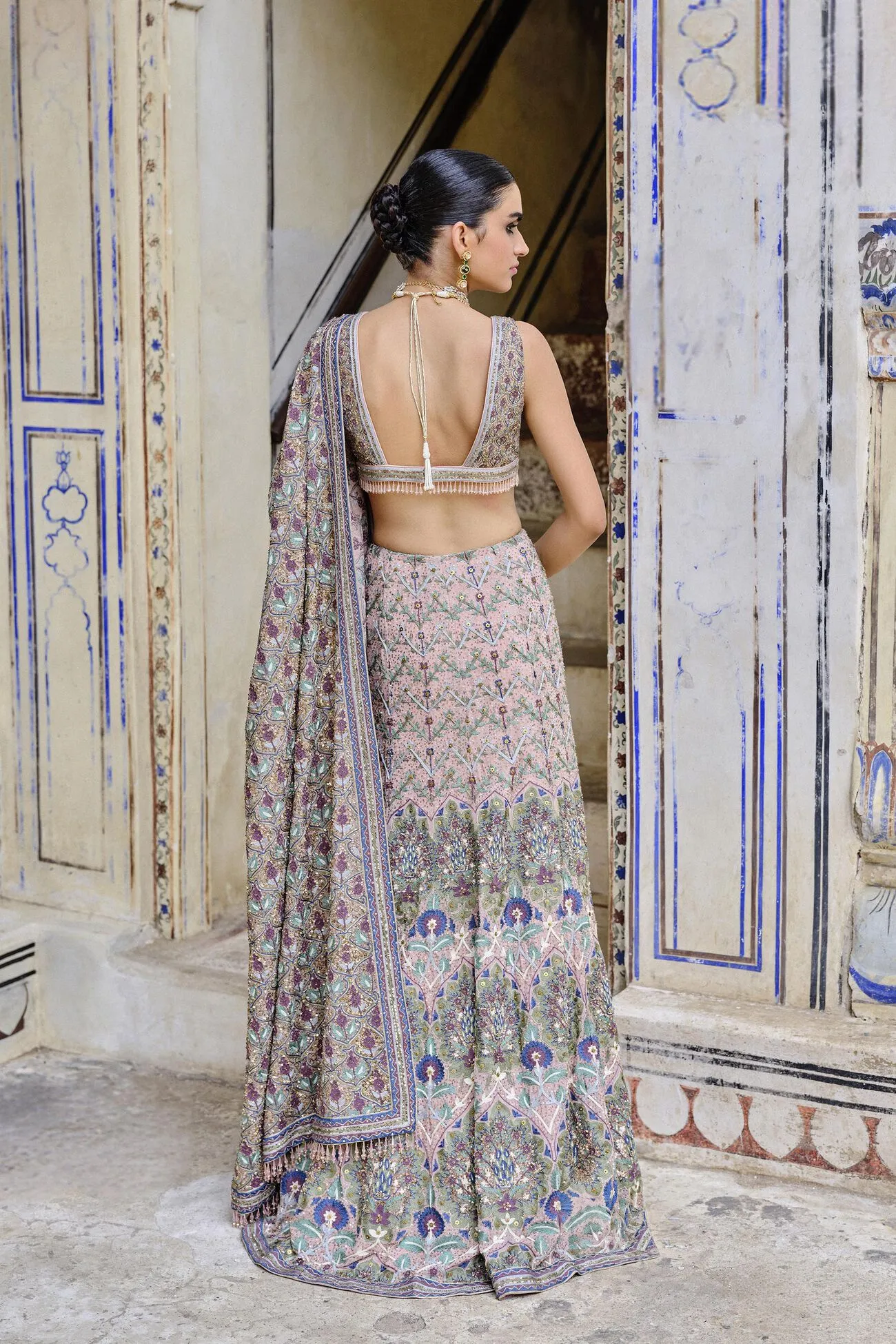 Krandasi Embroidered Zardozi Skirt Set - Blush