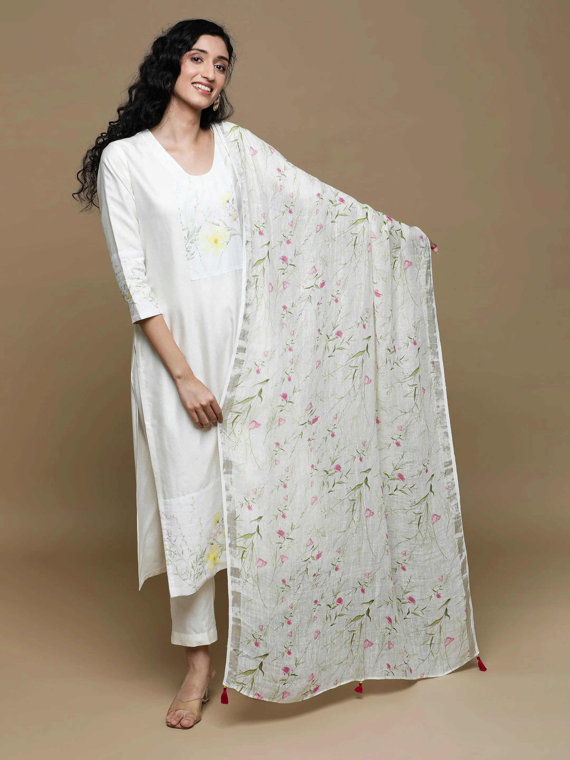 Lata Linen Green Dupatta