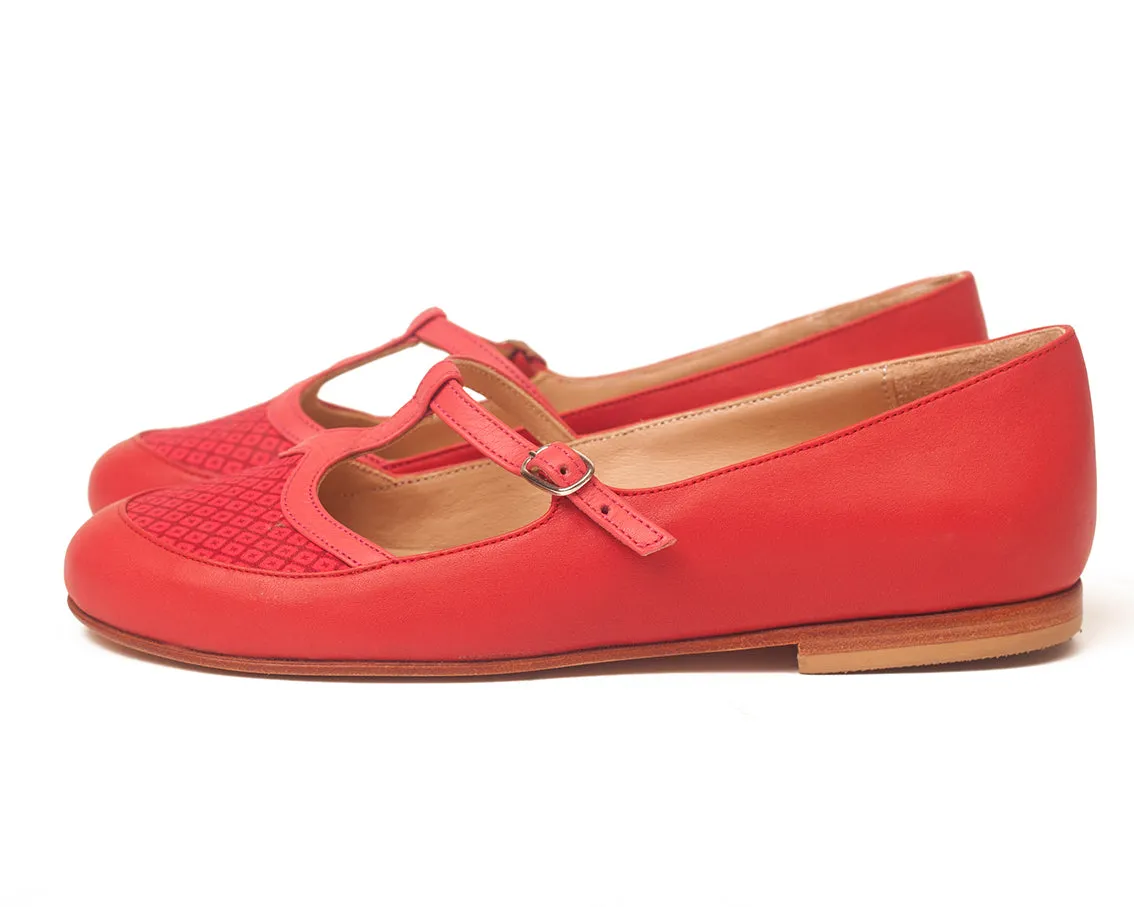 Lucca Red
