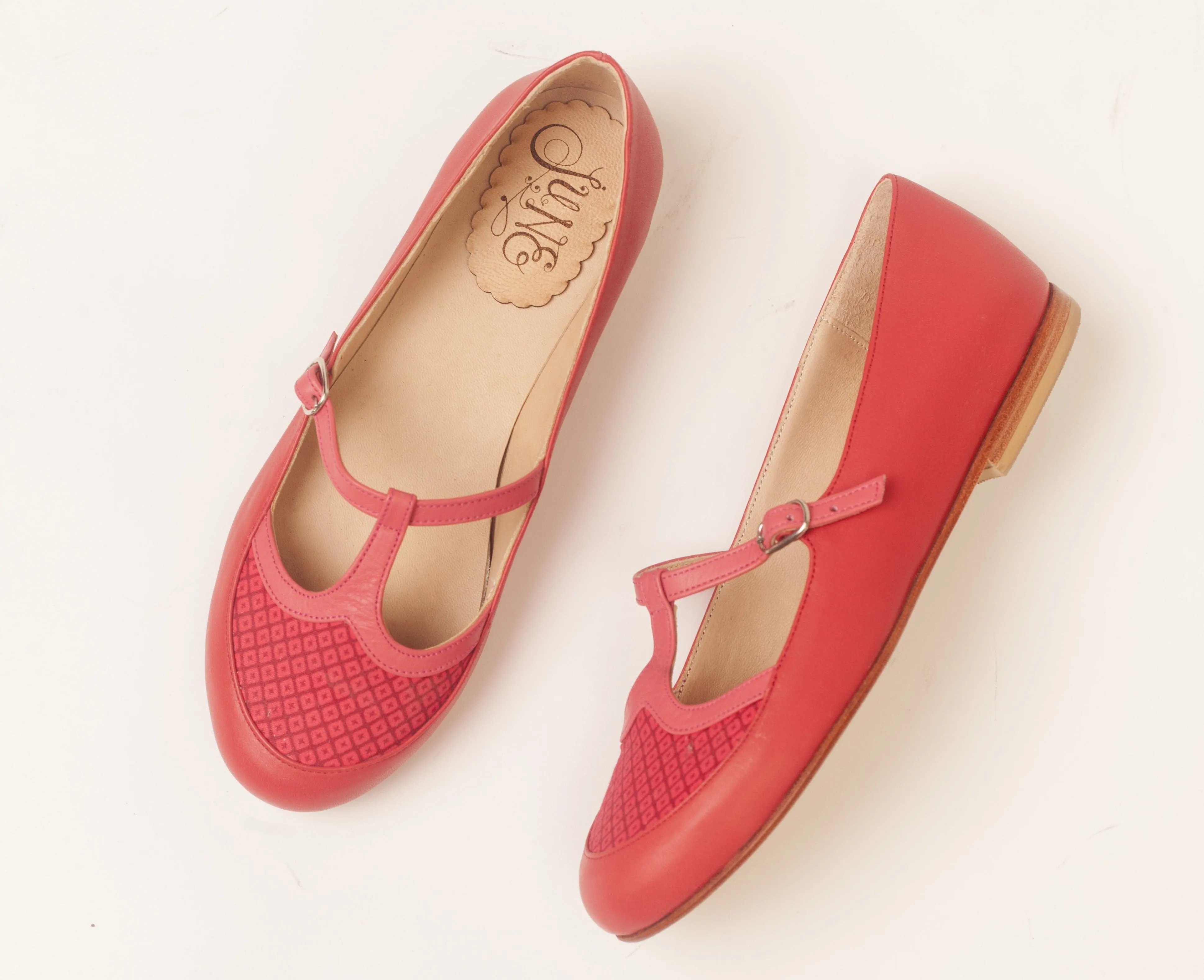 Lucca Red