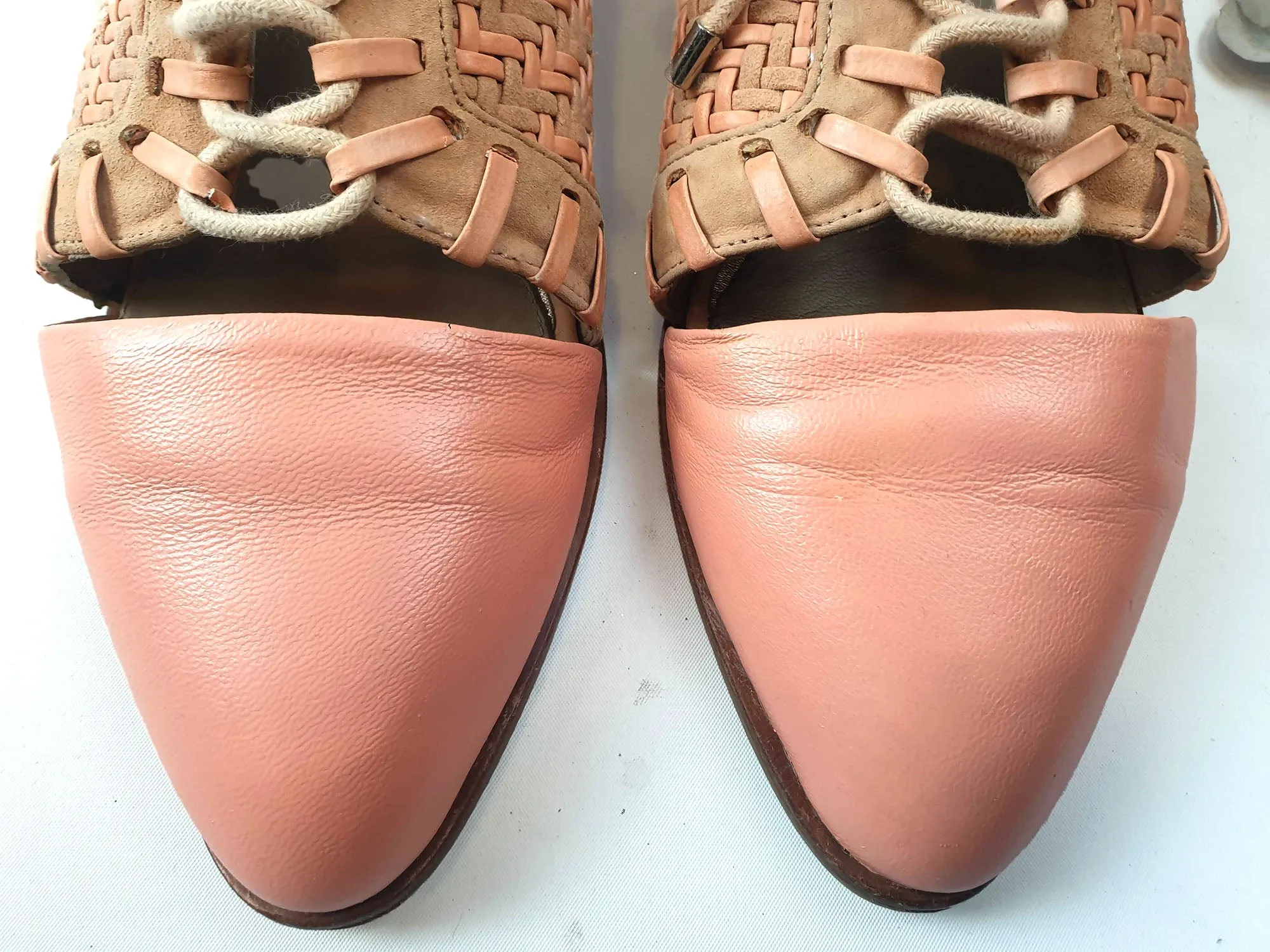 Mimco pink leather laceup shoes size 41