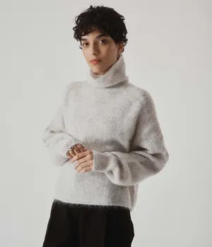 Mohair Highneck in Blizzard