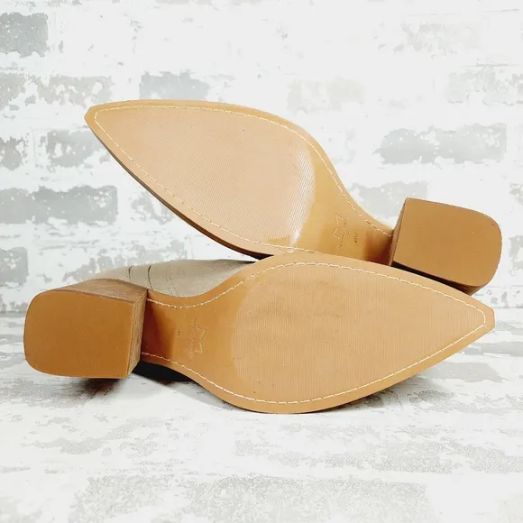 NEW Marc Fisher LTD Oshay Chelsea Suede Pointed Ankle Bootie Beige Tan i203