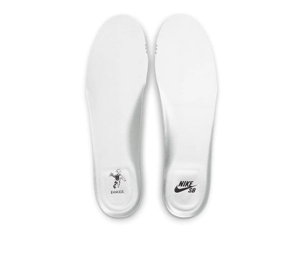 Nike SB Zoom Blazer Low x Dancer Skateboards