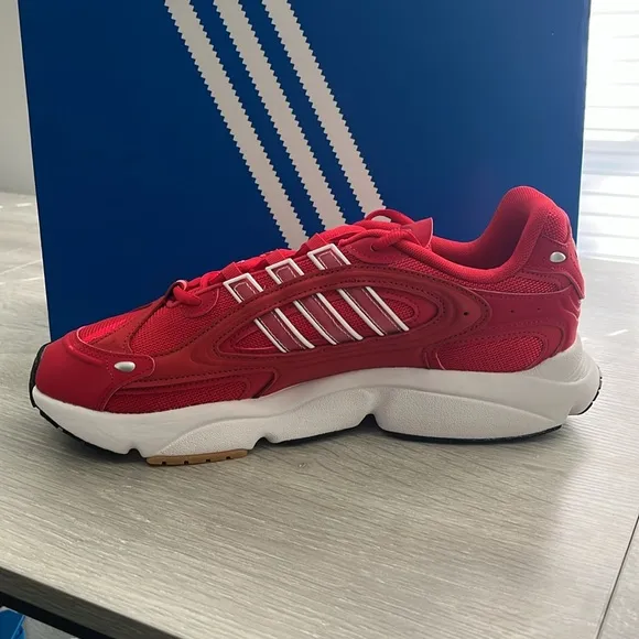 NWT Adidas Originals Men's Ozmillen Shoes - Red/White - IF9594