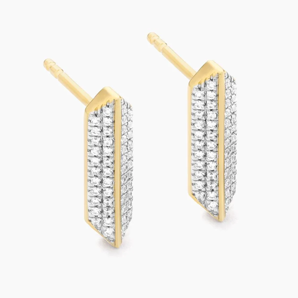 Pointed Bar Stud Earrings
