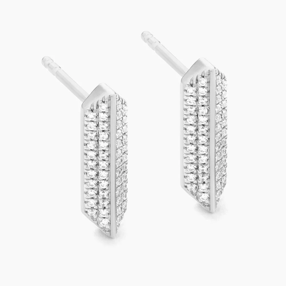 Pointed Bar Stud Earrings