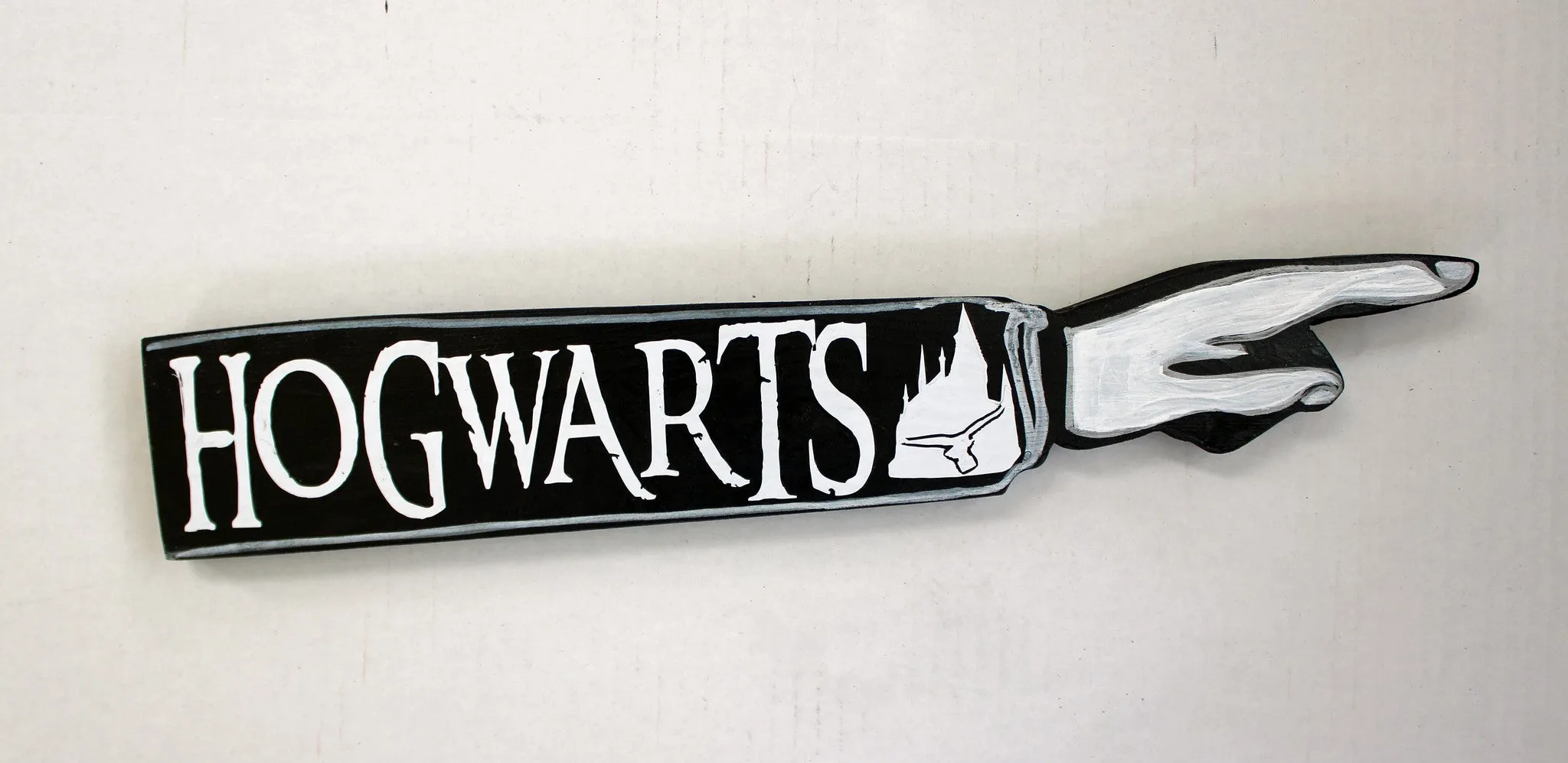 Potter Collection - wooden pointy finger signs