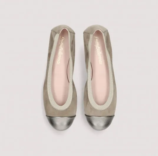 Pretty Ballerinas Shirley
