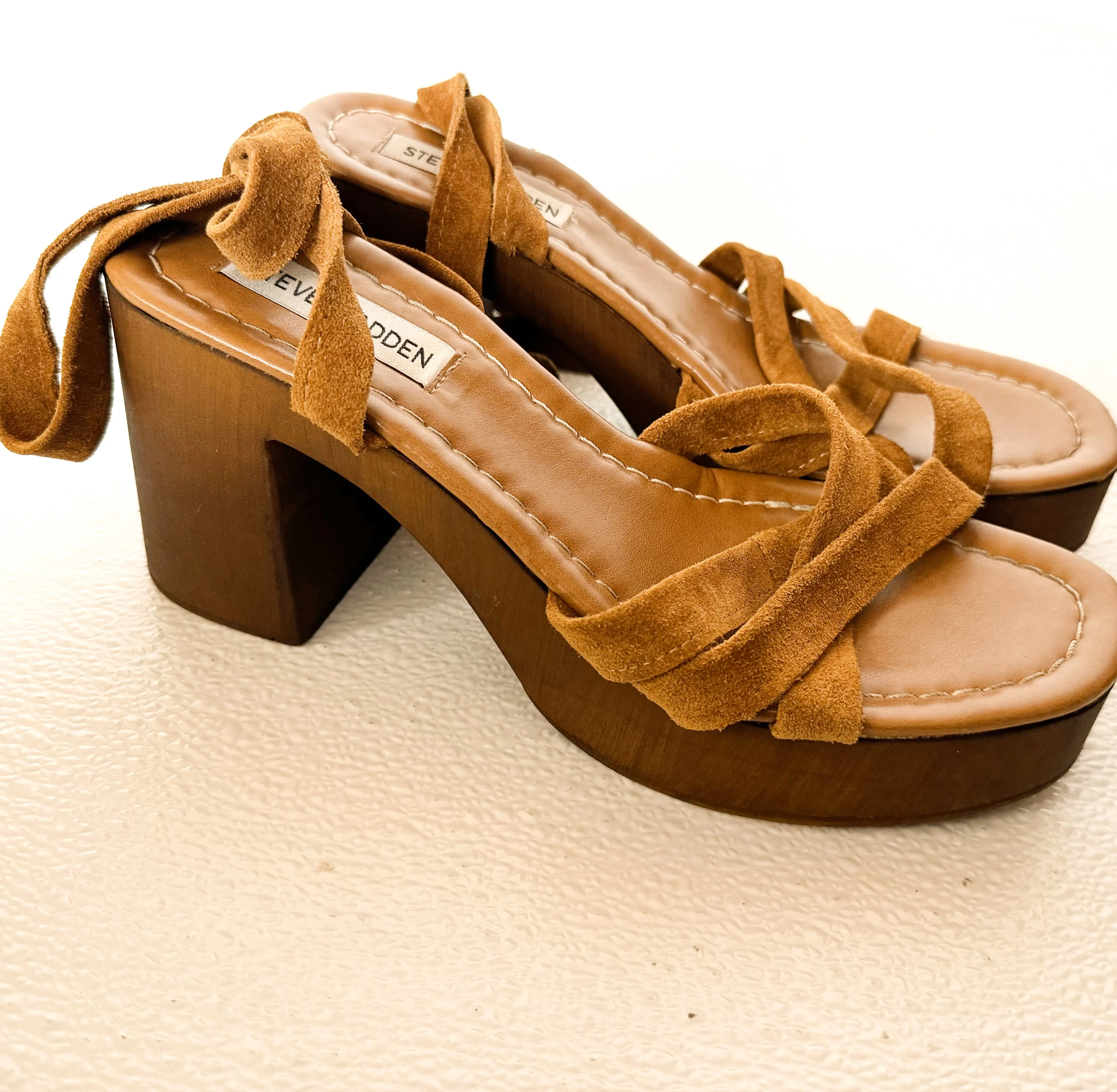 Steve Madden Suede Lace Up Platform Sandals