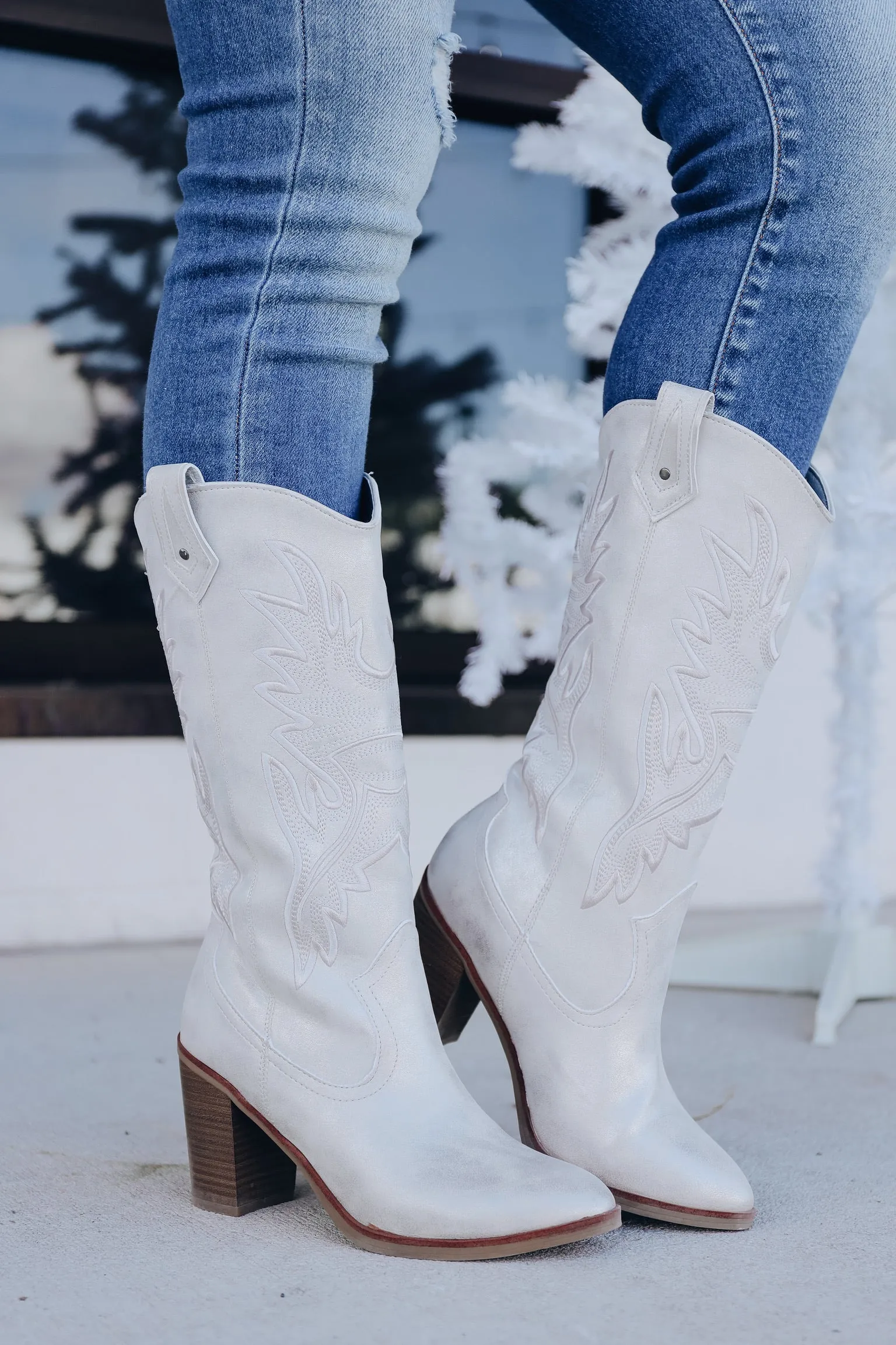 Taley Western Heeled Boot - Silver