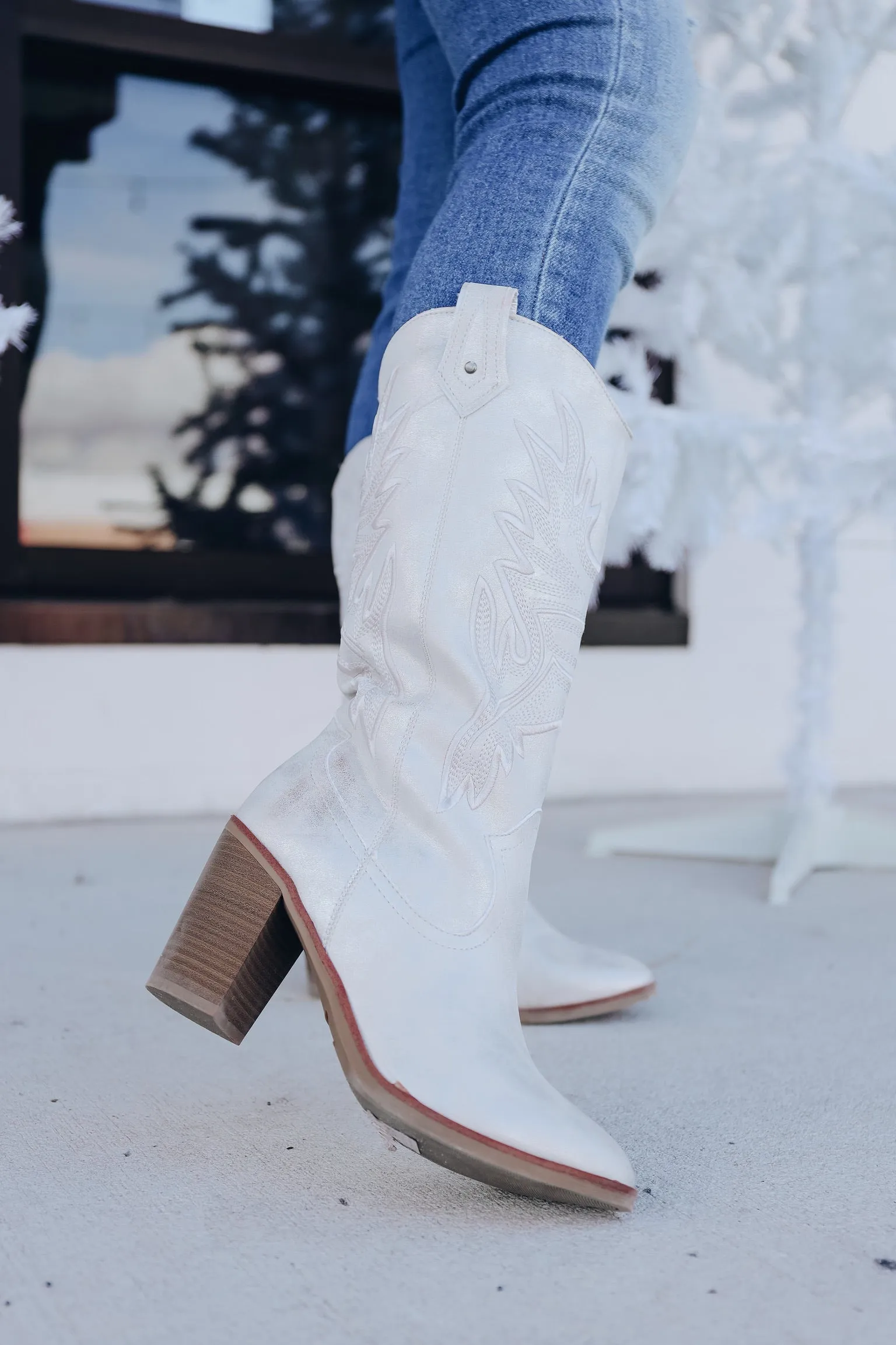 Taley Western Heeled Boot - Silver