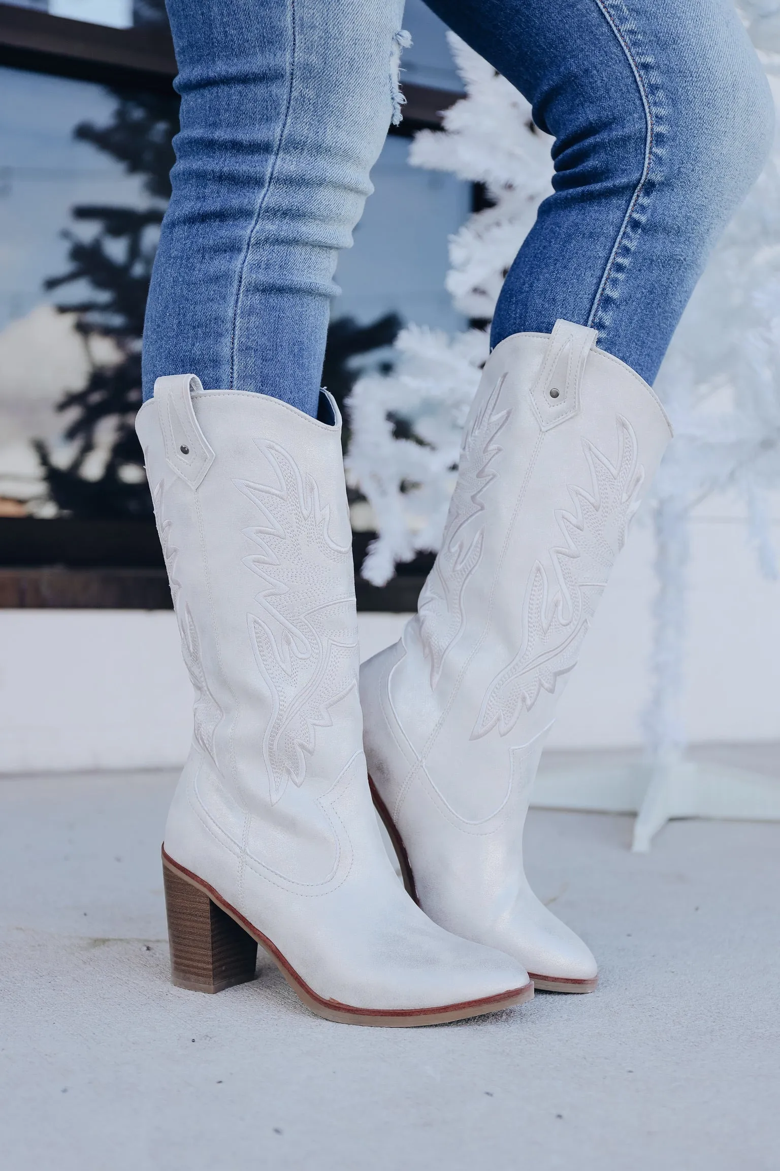 Taley Western Heeled Boot - Silver