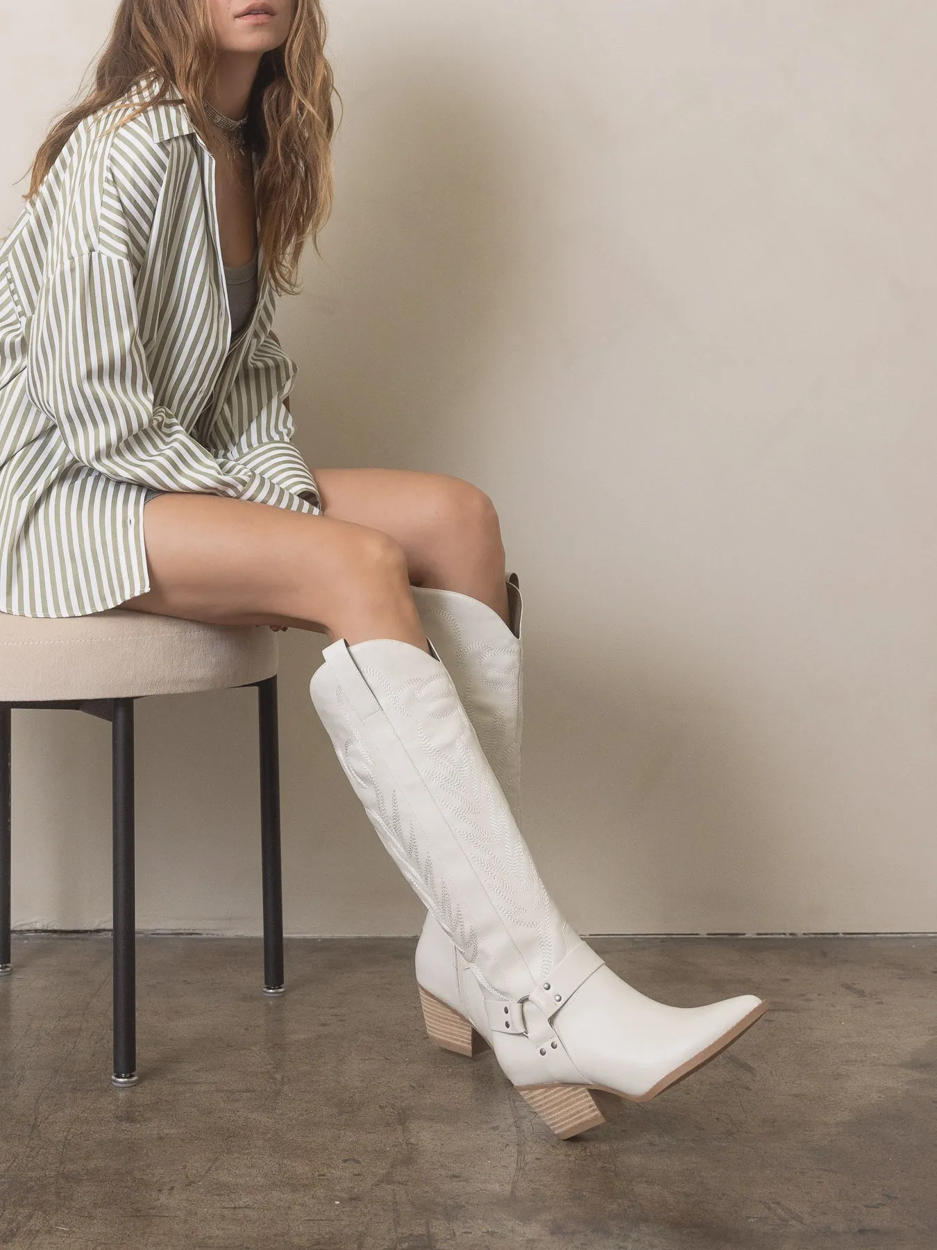 The Faye | White Knee High Cowboy Boot