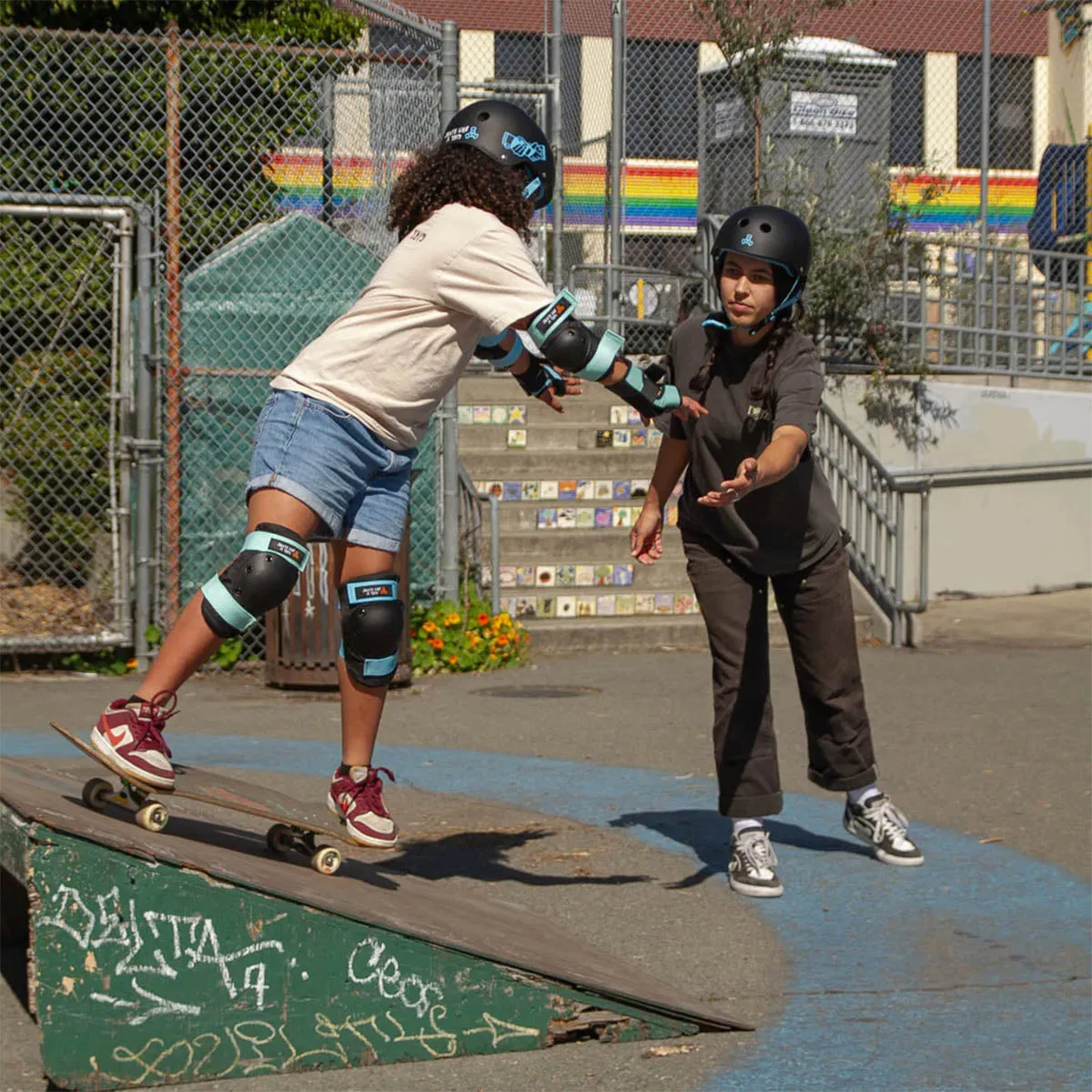 Triple 8 - Junior Saver Series Pad Set Skate Like A Girl