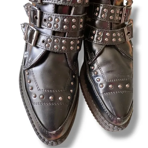 T.U.K. Black 3 Buckle Silver Studded Pointed Toe Creepers 1.5” Platform