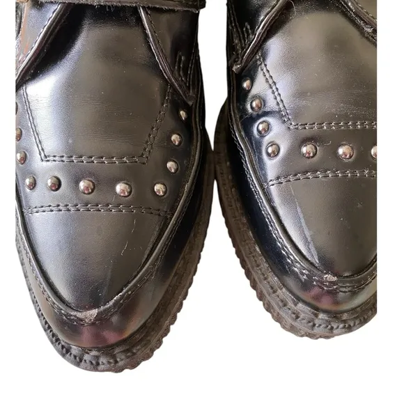 T.U.K. Black 3 Buckle Silver Studded Pointed Toe Creepers 1.5” Platform