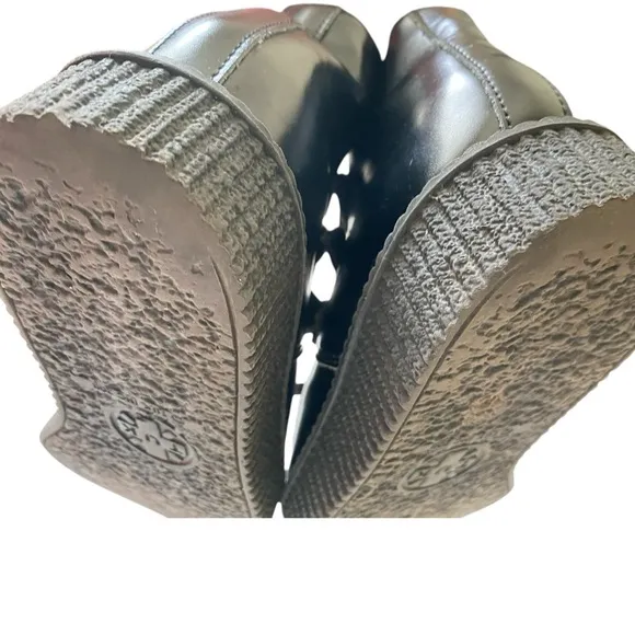 T.U.K. Black 3 Buckle Silver Studded Pointed Toe Creepers 1.5” Platform