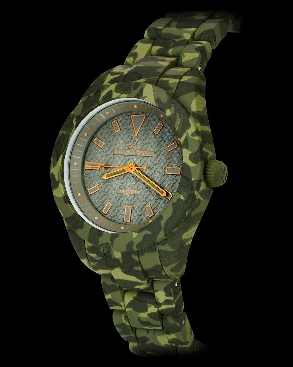 VELVETY CAMOUFLAGE GREEN