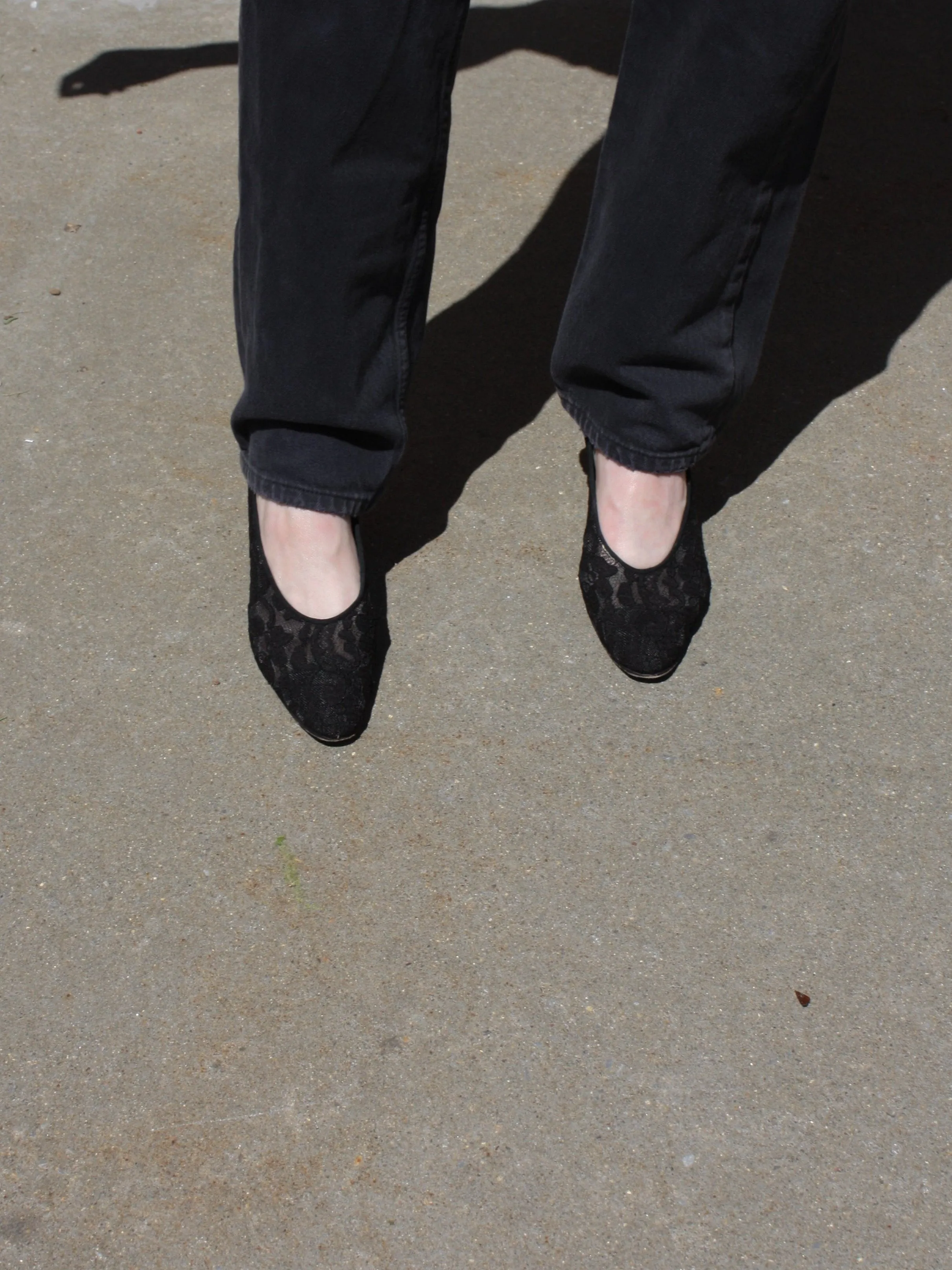 Yves Saint Laurent Black Lace Pumps (10)